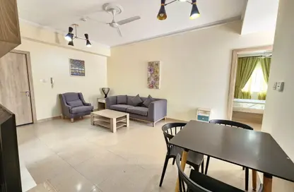 Apartment - 2 Bedrooms - 2 Bathrooms for rent in Um Al Hasam - Manama - Capital Governorate