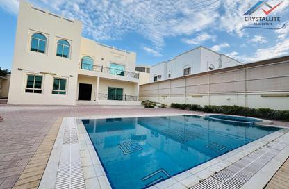 Villa - 5 Bedrooms - 7 Bathrooms for rent in Mahooz - Manama - Capital Governorate