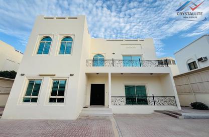 Villa - 5 Bedrooms - 7 Bathrooms for rent in Mahooz - Manama - Capital Governorate