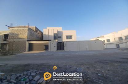 Villa - 4 Bedrooms - 7 Bathrooms for sale in Askar - Southern Governorate