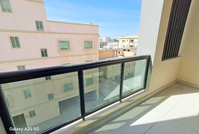 1001392 - Property Image 3