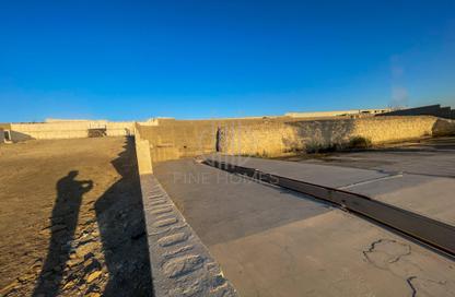 Land - Studio for rent in Ras Zuwayed - Southern Governorate