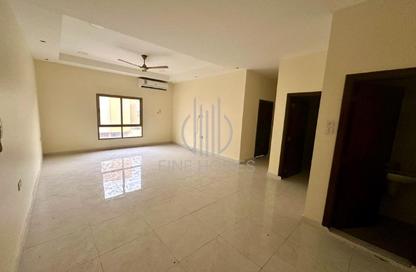 Apartment - 2 Bedrooms - 2 Bathrooms for rent in Tubli - Central Governorate