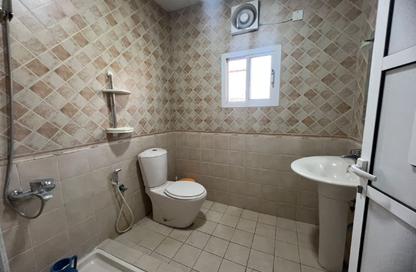 عمارة بالكامل - 7+ - 7+ للبيع في مدينة عيسى - المحافظة الوسطى