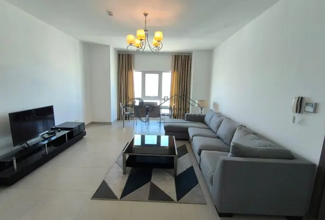 987082 - Property Image 2
