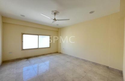 Apartment - 2 Bedrooms - 1 Bathroom for rent in Hamala - Northern Governorate Apartment - 2 Bedrooms - 1 Bathroom for rent in Hamala - Northern Governorate