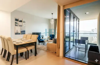 شقة - 2 غرف نوم - 3 حمامات للايجار في مراسي البحرين - ديار المحرق - المحرق