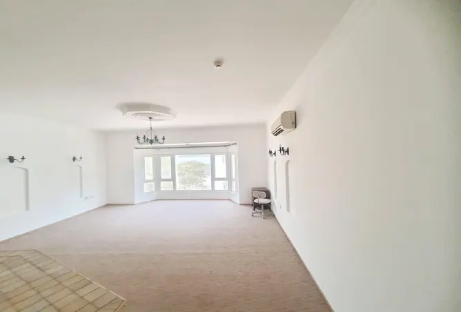54042454 - Property Image 2