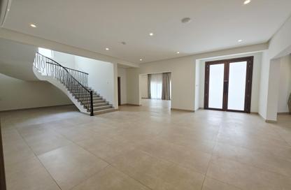 Villa - 4 Bedrooms - 3 Bathrooms for rent in Salmaniya - Manama - Capital Governorate