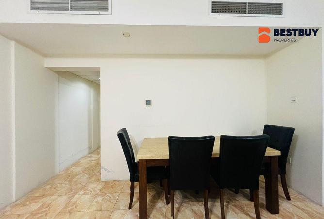 53113055 - Property Image 3