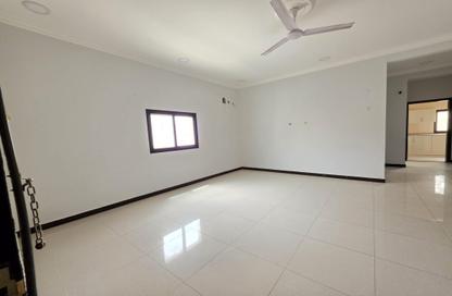 Apartment - 2 Bedrooms - 2 Bathrooms for rent in Nuwaidrat - Central Governorate