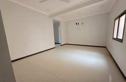 Apartment - 2 Bedrooms - 2 Bathrooms for rent in Nuwaidrat - Central Governorate