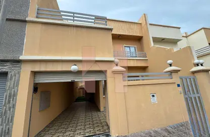 Villa - 3 Bedrooms - 4 Bathrooms for rent in Busaiteen - Muharraq Governorate