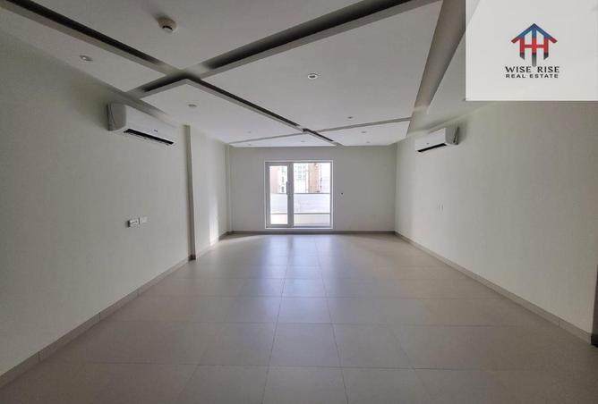 1000707 - Property Image 2