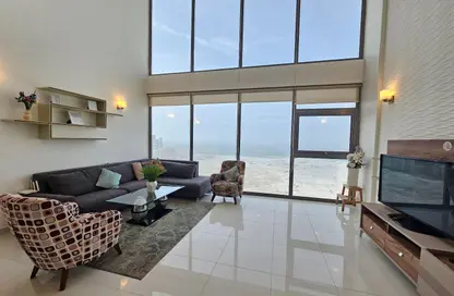 دوبلكس - غرفة نوم - 2 حمامات للايجار في الجفير - محافظة العاصمة