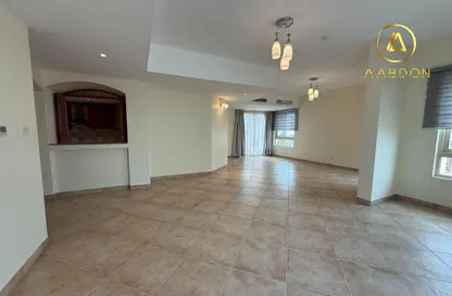 Penthouse - 3 Bedrooms - 4 Bathrooms for rent in Mahooz - Manama - Capital Governorate