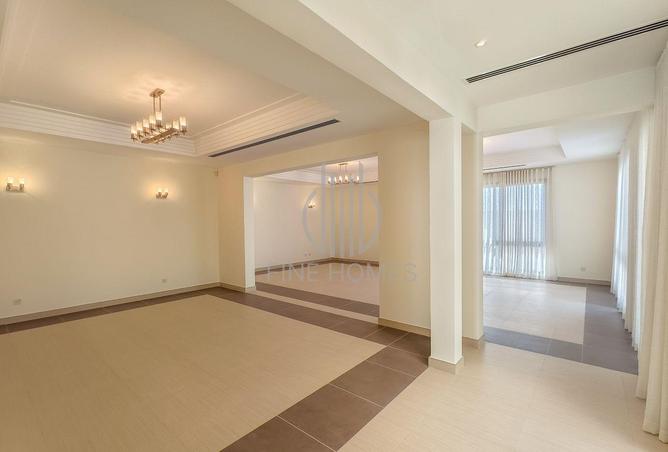 1002001 - Property Image 3