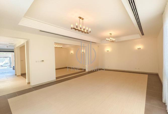 1002001 - Property Image 2