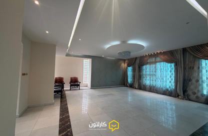 Compound - 5 Bedrooms - 7 Bathrooms for rent in Barbar - Northern Governorate