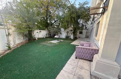 Villa - 5 Bedrooms - 4 Bathrooms for rent in Hamad Town - Northern Governorate