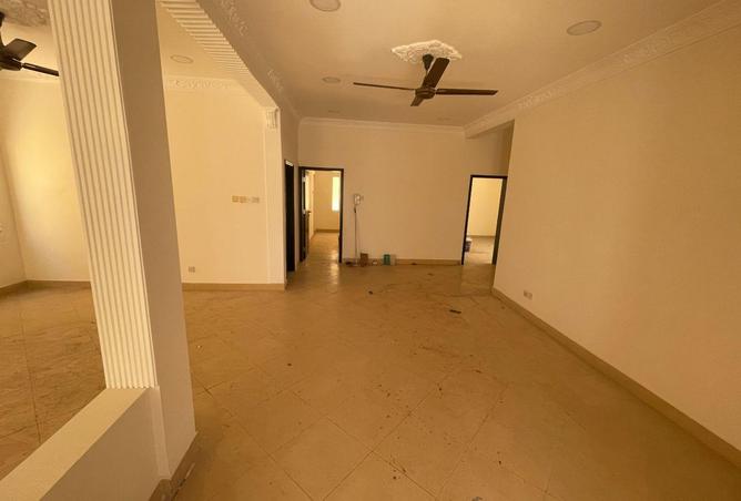 54451708 - Property Image 3