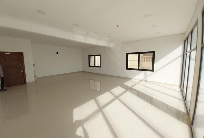 986966 - Property Image 2