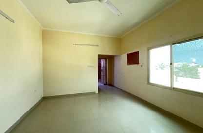 Apartment - 2 Bedrooms - 2 Bathrooms for rent in Jid Ali - Central Governorate