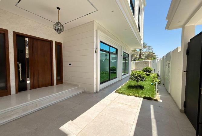 54371063 - Property Image 2