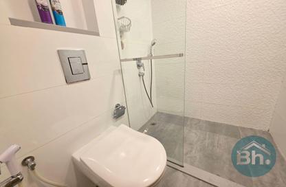 Apartment - Studio - 1 Bathroom for rent in Al Juffair - Capital Governorate