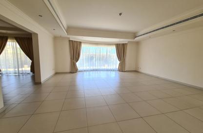 Villa - 4 Bedrooms - 5 Bathrooms for rent in Hamala - Northern Governorate