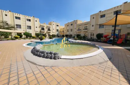 مجمع سكني - 5 غرف نوم - 5 حمامات للايجار في سار - المحافظة الشمالية