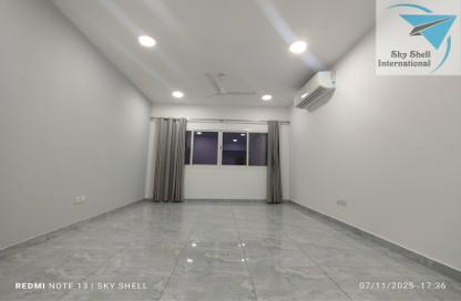Apartment - 2 Bedrooms - 2 Bathrooms for rent in Gudaibiya - Manama - Capital Governorate