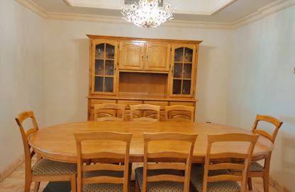 Apartment - 2 Bedrooms - 2 Bathrooms for rent in Al Juffair - Capital Governorate