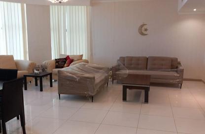Apartment - 3 Bedrooms - 4 Bathrooms for rent in Seef - Capital Governorate