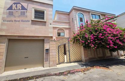 Villa - 5 Bedrooms - 7 Bathrooms for sale in Muharraq - Muharraq Governorate