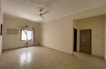 Apartment - 2 Bedrooms - 2 Bathrooms for rent in Jid Ali - Central Governorate