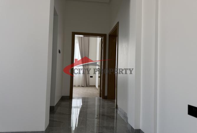 980143 - Property Image 3