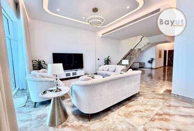 53711046 - Property Image 2