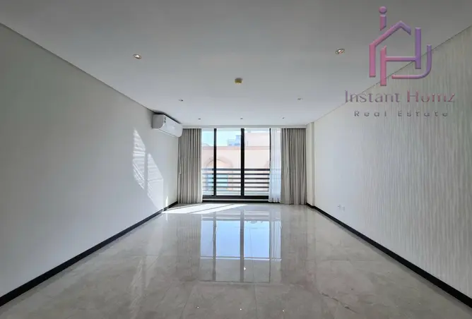 57433385 - Property Image 2
