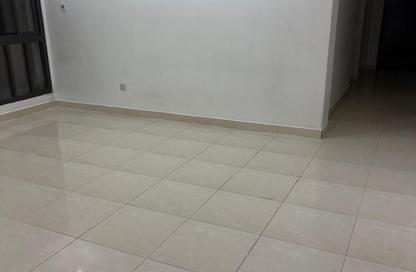 Apartment - 3 - 3 for sale in Isa Town - Central Governorate