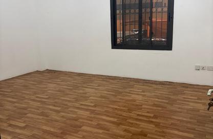 Apartment - 3 - 3 for sale in Isa Town - Central Governorate