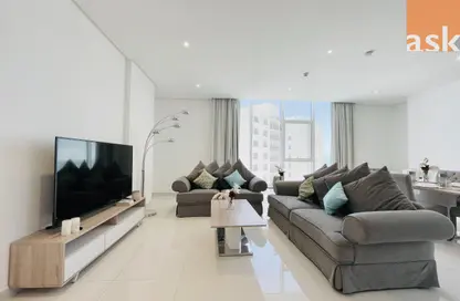 Apartment - 2 Bedrooms - 3 Bathrooms for rent in Al Juffair - Capital Governorate