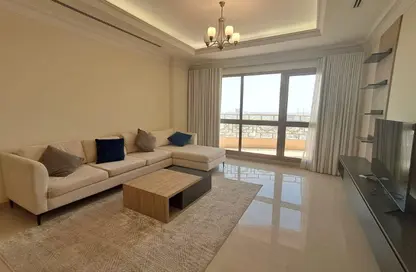 Apartment - 2 Bedrooms - 3 Bathrooms for rent in Manama - Capital Governorate