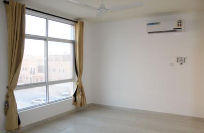 Apartment - 2 Bedrooms - 2 Bathrooms for rent in Galali - Muharraq Governorate