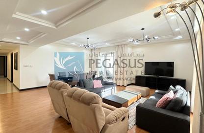Apartment - 3 Bedrooms - 5 Bathrooms for rent in Abraj Al Lulu - Manama - Capital Governorate