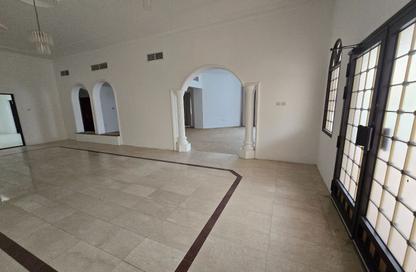 Villa - 4 Bedrooms - 4 Bathrooms for rent in Budaiya - Northern Governorate