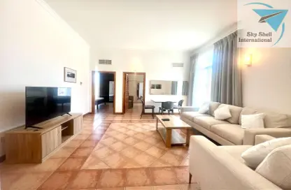Apartment - 2 Bedrooms - 2 Bathrooms for rent in Mahooz - Manama - Capital Governorate
