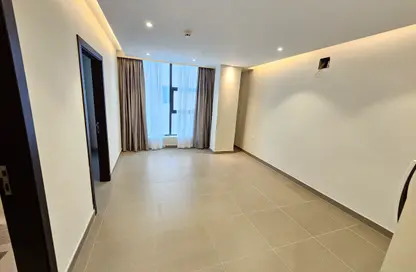 شقة - غرفة نوم - 1 حمام للايجار في الحد - المحرق