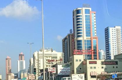 Apartment - 2 Bedrooms - 2 Bathrooms for rent in Al Juffair - Capital Governorate Apartment - 2 Bedrooms - 2 Bathrooms for rent in Al Juffair - Capital Governorate