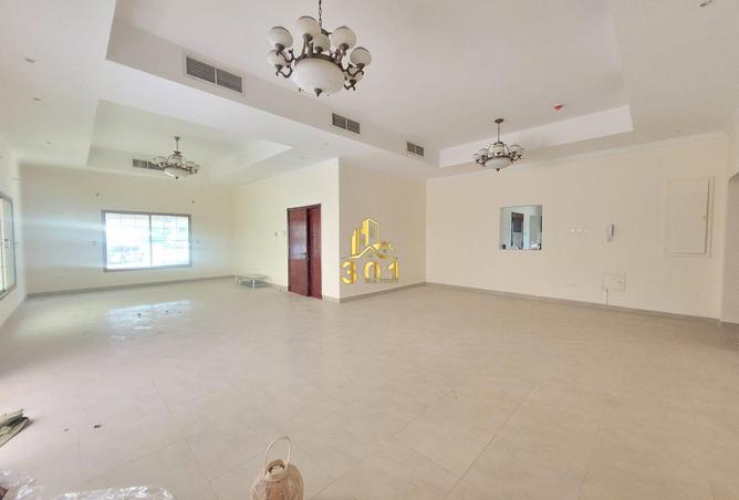 56067419 - Property Image 2